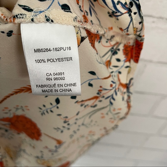 DALIA Cream Flowered Sleeveless Top - Picture 11 of 11